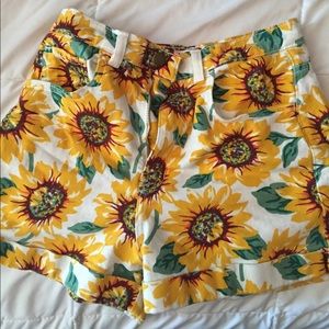 AMERICAN APPAREL SUNFLOWER SHORTS